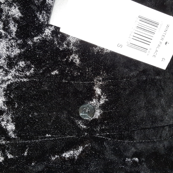 CONTEXT AT LORD & TAYLOR BLACK CRUSHED VELVET TOP - Picture 5 of 7